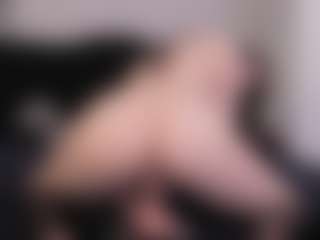 Live-Cam-Show mit AmyAloqua - Nylons auf Camsoda