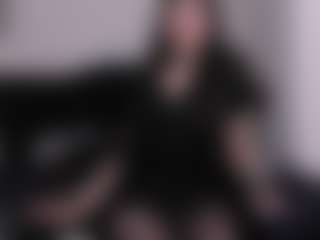 Live cam show with AmyAloqua - Petite Young Adult on camwithhim.com