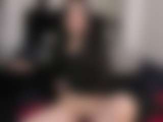 AmyAloqua MILF webcam performer live streaming
