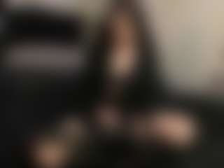 Live cam show with AmyAloqua - Petite on CamSodaAdn