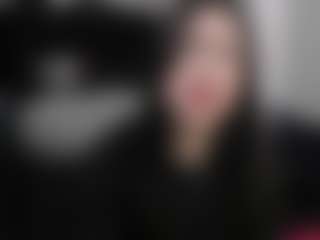 Live cam show with AmyAloqua - Facial Piercings on friskycurves.com