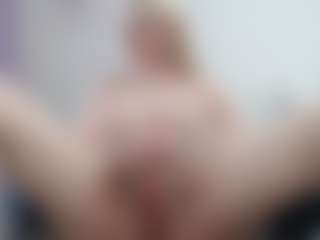 Live cam show with Anna-Stellari - Grey Eyes on slutload