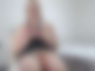 Live cam show with Anna-Stellari - Foot Fetish Blonde Hair on hrnylive.com