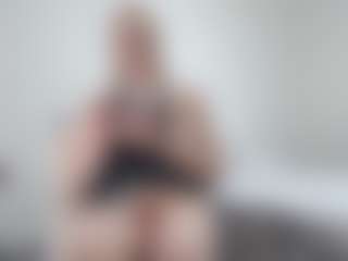 Live cam show with Anna-Stellari - Grey Eyes on Camsoda