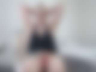 Live cam show with Anna-Stellari - Public on Sweet Sext