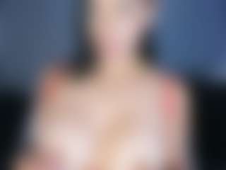 MiaCollson's Live Sex Cam Show