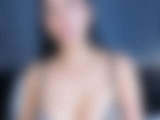 Live cam show with MiaCollson - Fuck on Camsoda