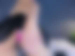 MiaCollson's Live Sex Cam Show