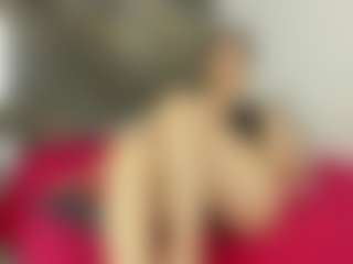 Live cam show with Wendy-Deiby - Gagging on xxxlivecams.org