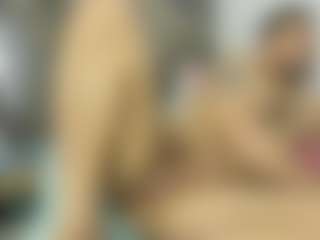 Live cam show with Wendy-Deiby - Gagging on Camsoda