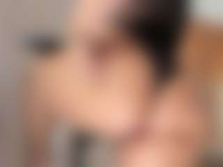 Live cam show with AgathaaWhite - Dirty Talk on madthumbs