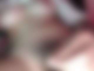 Live cam show with AgathaBolton - Braces on instabang