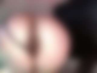 Live cam show with AgathaBolton - Twerking on EXY