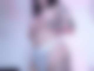 Live cam show with AgathaBolton - Twerking on madthumbs