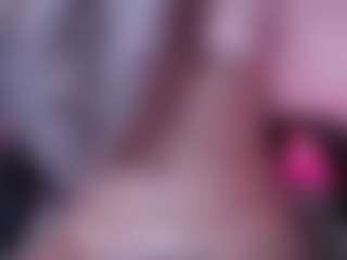 Spettacolo in cam dal vivo con AgathaBolton - Hairy su Camsoda