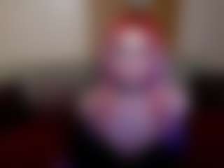Live cam show with AnnessixReign - Red Hair MILF on Fling VIP Chat