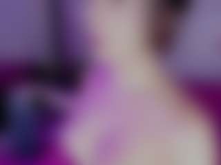 Live cam show with Ariana - Caucasian on Free Soda