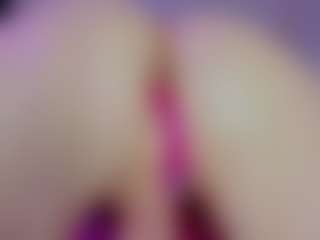 Live-Cam-Show mit Ariana - Gape auf Camsoda