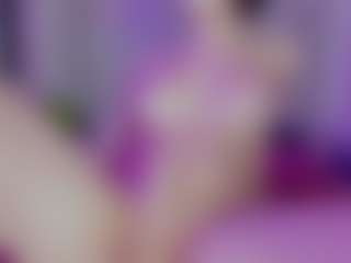 Live cam show with Ariana - Caucasian on Dolls Live