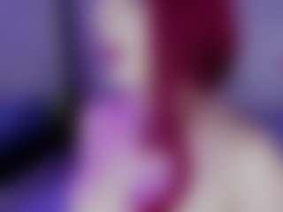 Live cam show with Ariana - Fake Tits on SquirtSoMuch