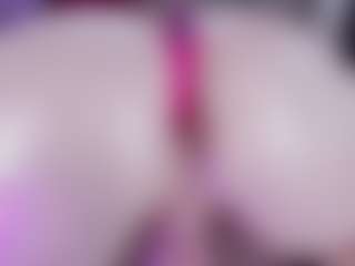 Ariana's Live Sex Cam Show