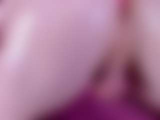 Live cam show with Ariana - Fake Tits on madthumbs