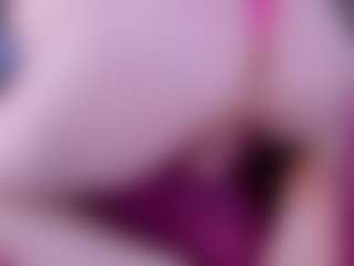 Live cam show with Ariana - Fake Tits on madthumbs