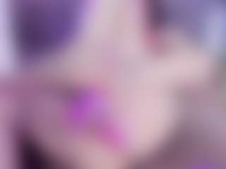 Live cam show with Ariana - Implants on Camversity
