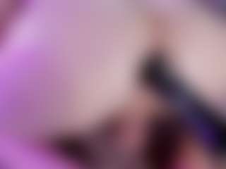 Show live cam dengan Ariana - Young Adult di Camsoda