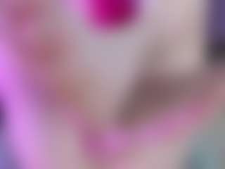 Live cam show with Ariana - Fake Tits on Camsoda