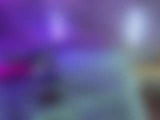 Live cam show with Ariana - Implants on x69.live