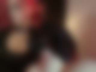 Live cam show with Eva - Brown Eyes Red Hair on Camsoda