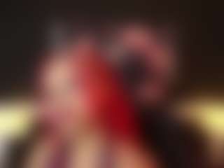 Eva's Live Sex Cam Show