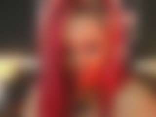 Live cam show with Eva - Nipple Piercings on sexylive.show