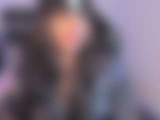 Live cam show with Arigy-Gomez - Living Room on Streamer API