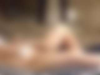 Live cam show with Hotmex4you - Average on Livezox