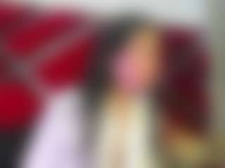 Kendra MILF webcam performer live streaming