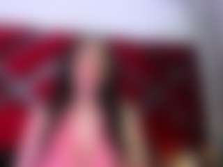 Live cam show with Kendra - Middle Aged on AdultVida.com