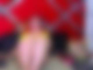 Kendra MILF webcam performer live streaming