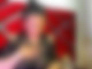 Live cam show with Kendra - Ebony MILF on madthumbs