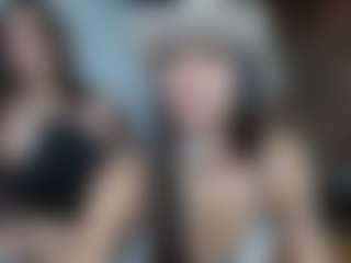 Live cam show with millyxnicoll - Short on crypto-cams
