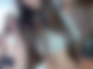 Spettacolo in cam dal vivo con millyxnicoll - Short su Camsoda