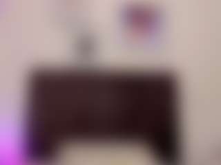 Live cam show with estef-love - Brown Eyes Red Hair on Lustler