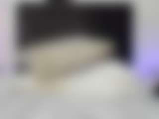 Live cam show with estef-love - Petite on milfzrlive.com