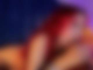 Live cam show with Hanna-Red - Petite on sexylive.show