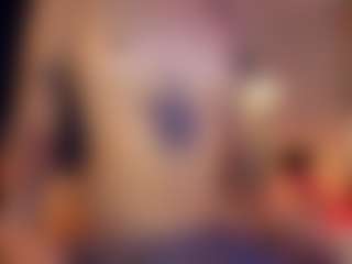 Hanna-Red's Live Sex Cam Show