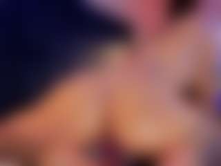 Hanna-Red's Live Sex Cam Show