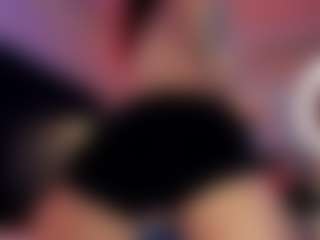 Live cam show with Hanna-Red - Red Hair Amateur on CamwithHer