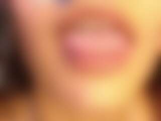 Hannie Castle's Live Sex Cam Show