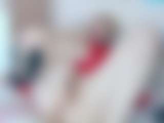 Servallinya MILF webcam performer live streaming